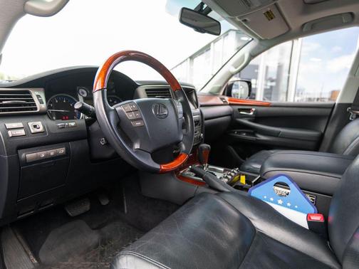 Onyx Black 2011 Lexus LX 570 Base