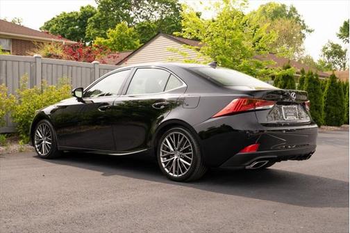 2018 Lexus IS 300 Base