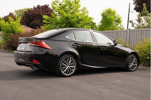 2018 Lexus IS 300 Base