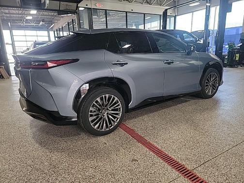 Ether 2023 Lexus RZ 450e Luxury