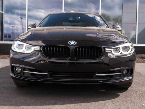 Jet Black 2018 BMW 330 xDrive