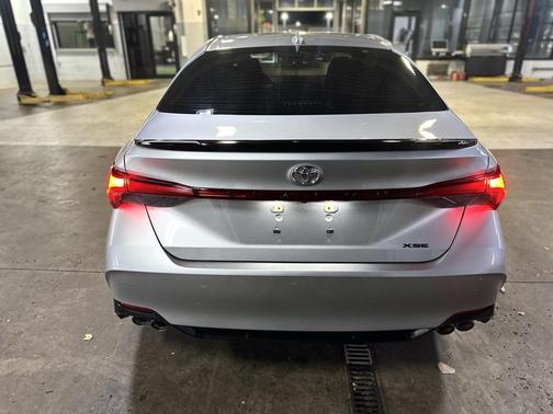 2019 Toyota Avalon XSE