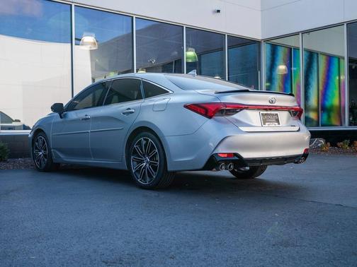 2019 Toyota Avalon XSE