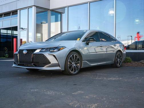 2019 Toyota Avalon XSE