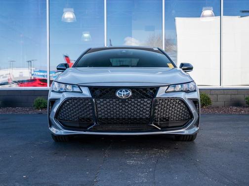 2019 Toyota Avalon XSE