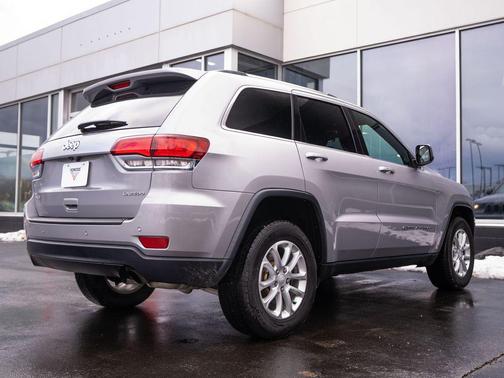 2021 Jeep Grand Cherokee Laredo