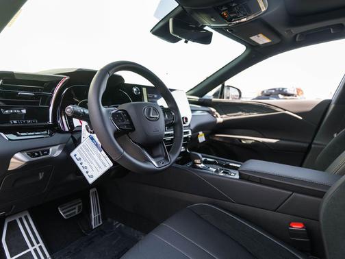 Incognito 2026 Lexus RX 500h F SPORT Performance