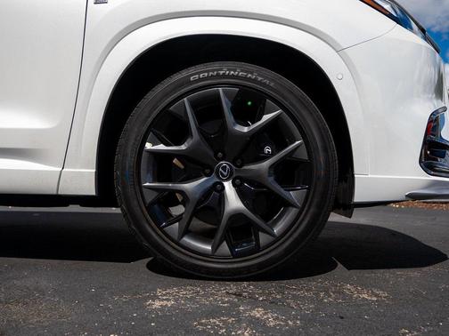 2025 Lexus TX 500h F SPORT Premium