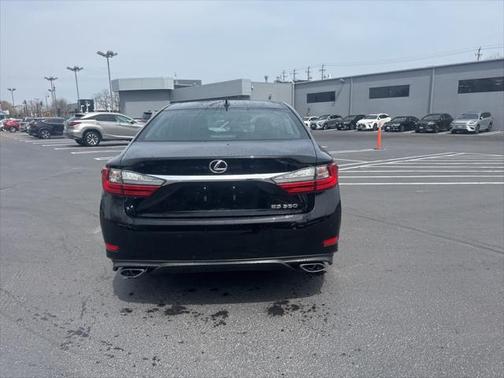2018 Lexus ES 350 Base