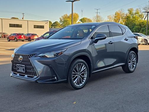 2022 Lexus NX 350h Luxury