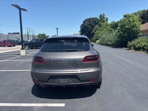 2015 Porsche Macan S