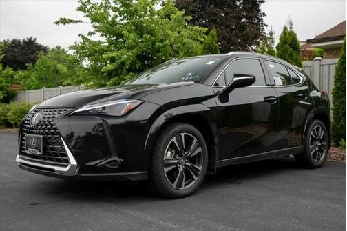 2025 Lexus UX 300h Premium