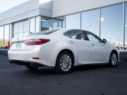 2015 Lexus ES 350 Base