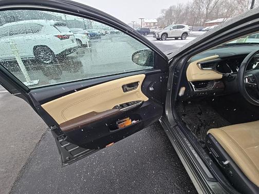 2013 Toyota Avalon Base