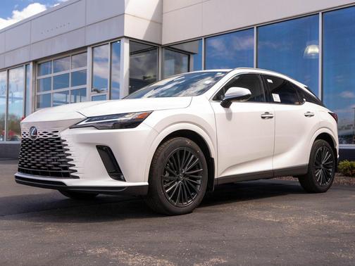 Pear 2026 Lexus RX 450h+ Base