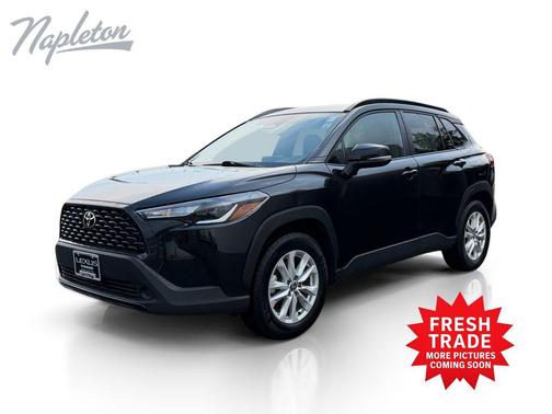 Jet Black 2025 Toyota Corolla Cross LE