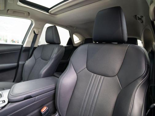 2025 Lexus NX 350h Premium