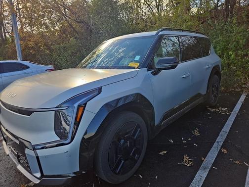 2024 Kia EV9 GT-Line