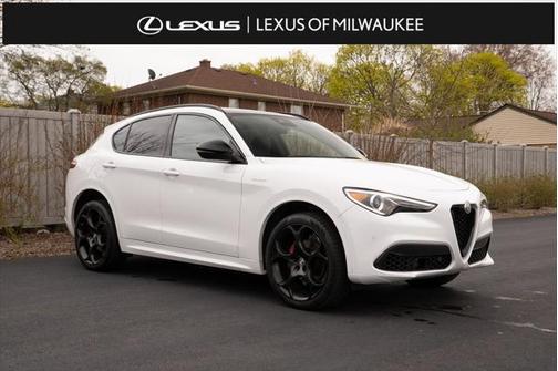 2022 Alfa Romeo Stelvio Ti