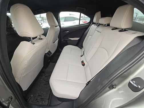 2021 Lexus UX 250h Base