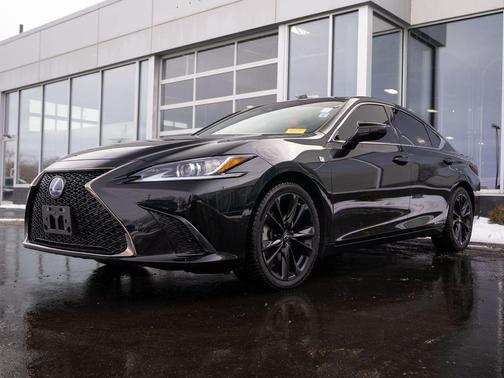 2022 Lexus ES 300h F SPORT