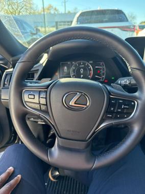 2024 Lexus ES 350 Base