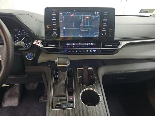 2024 Toyota Sienna Limited 7-Passenger