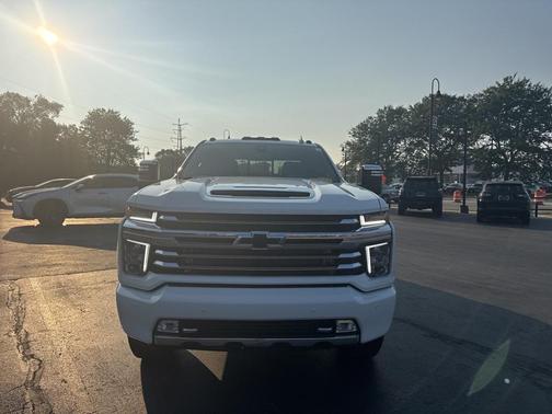 2023 Chevrolet Silverado 3500 High Country