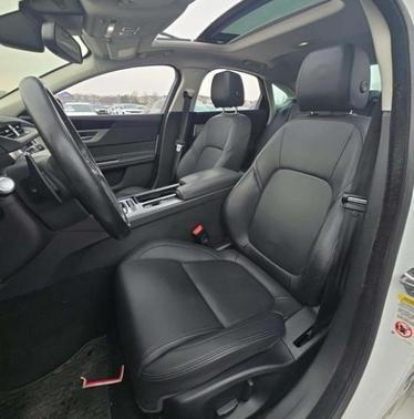 2017 Jaguar XF 20d Premium