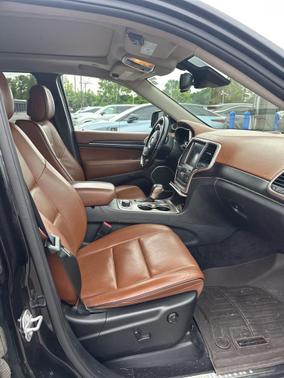 2016 Jeep Grand Cherokee Summit