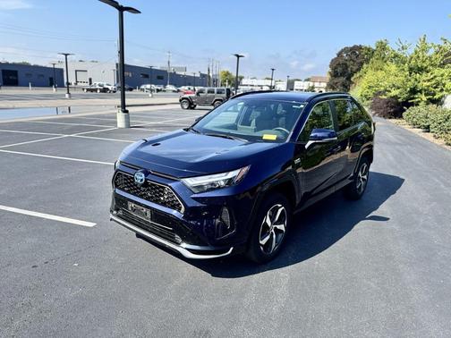 2023 Toyota RAV4 Prime SE