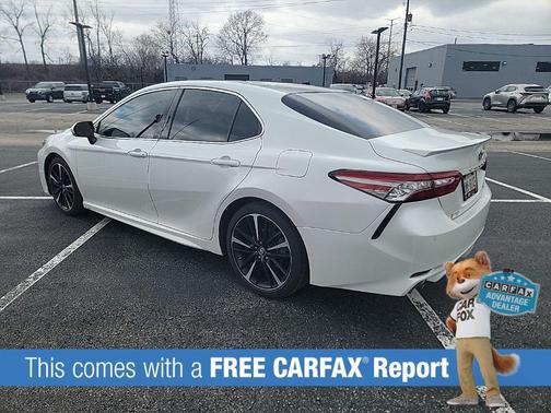 Pearl 2018 Toyota Camry XSE