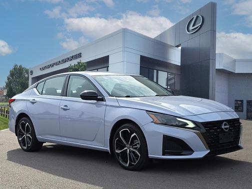 2024 Nissan Altima SR Intelligent AWD