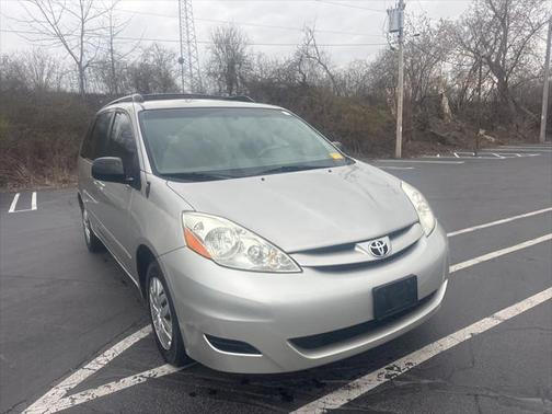 2010 Toyota Sienna CE