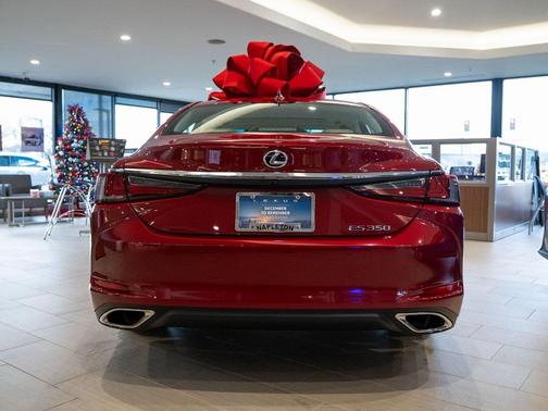 2025 Lexus ES 350 Base
