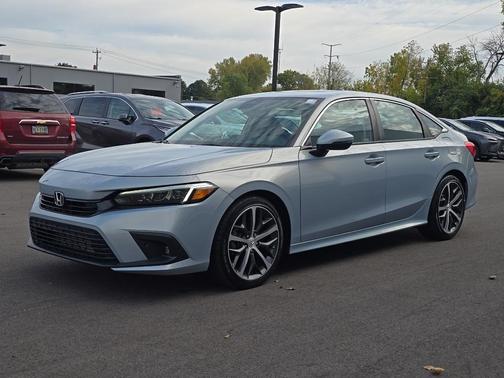 2022 Honda Civic Touring