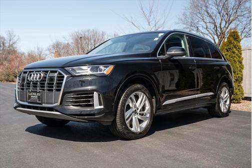 2023 Audi Q7 55 Premium Plus