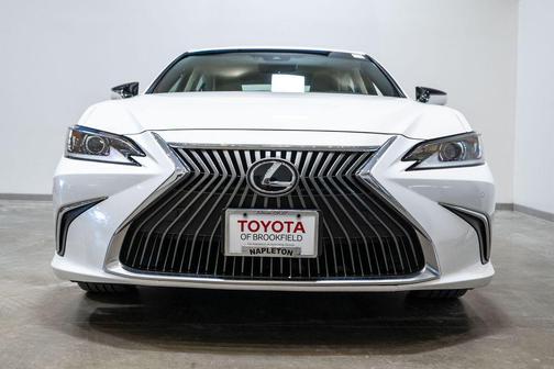 Eminent White Pearl 2020 Lexus ES 350 Base