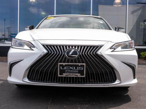 Eminent White Pearl 2020 Lexus ES 350 Base