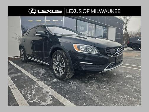 2018 Volvo V60 Cross Country T5