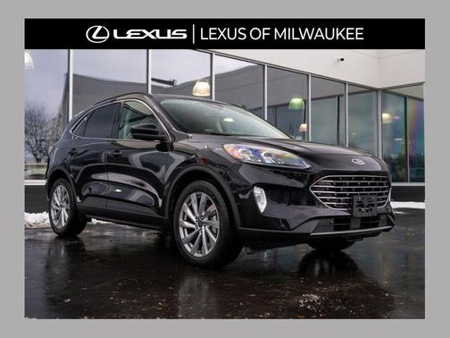 2022 Ford Escape Titanium