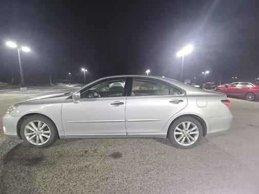 2011 Lexus ES 350 Base