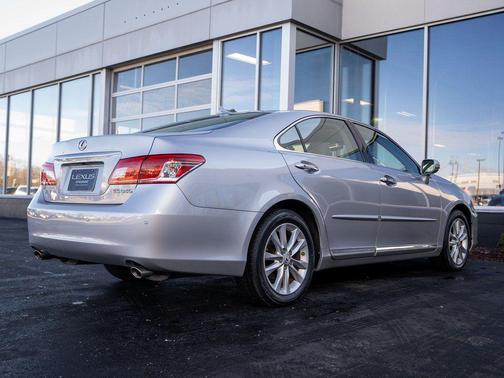 2011 Lexus ES 350 Base