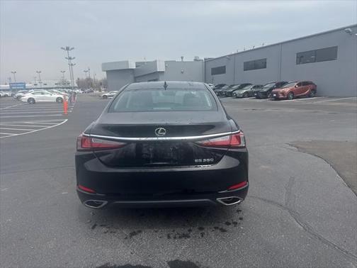 2019 Lexus ES 350 Base
