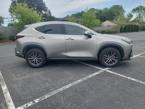 Atomic Silver 2024 Lexus NX 350 Premium
