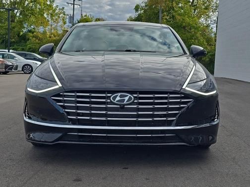 2023 Hyundai SONATA Hybrid Limited