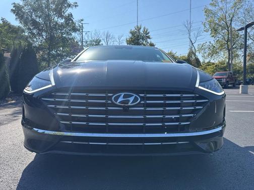 2023 Hyundai SONATA Hybrid Limited