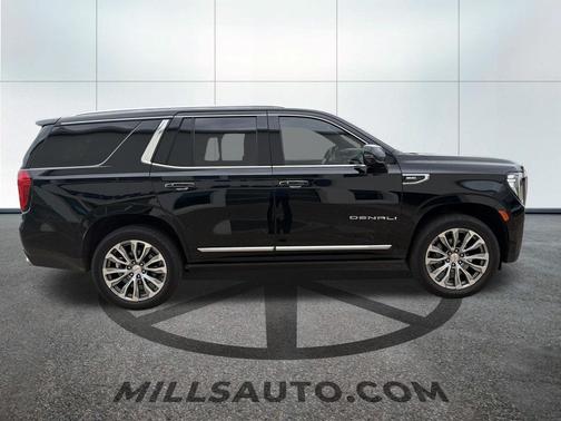 Midnight Blue Metallic 2021 GMC Yukon Denali