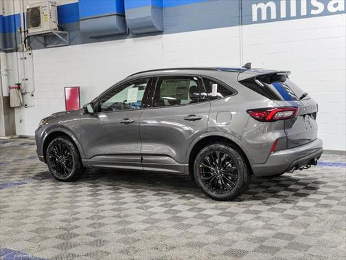 2025 Ford Escape ST-Line Elite