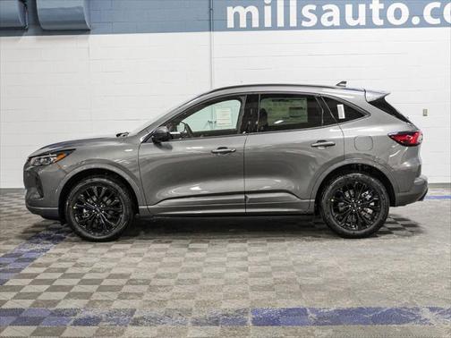 2025 Ford Escape ST-Line Elite